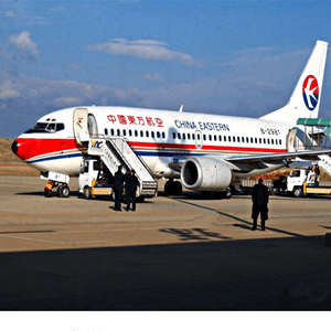 和田航空货运航空快运业稳步发展的原因是什么？